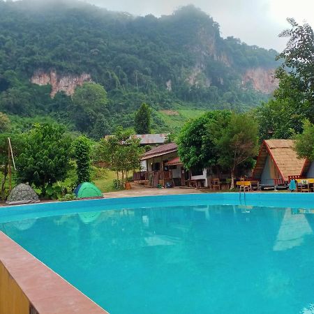 Nongkhiaw Campingsite Swimming Pool Hotel Ban Phathok Exterior photo