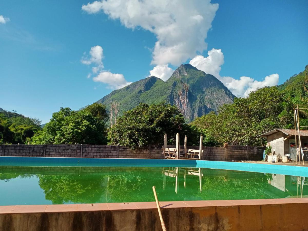 Nongkhiaw Campingsite Swimming Pool Hotel Ban Phathok Exterior photo