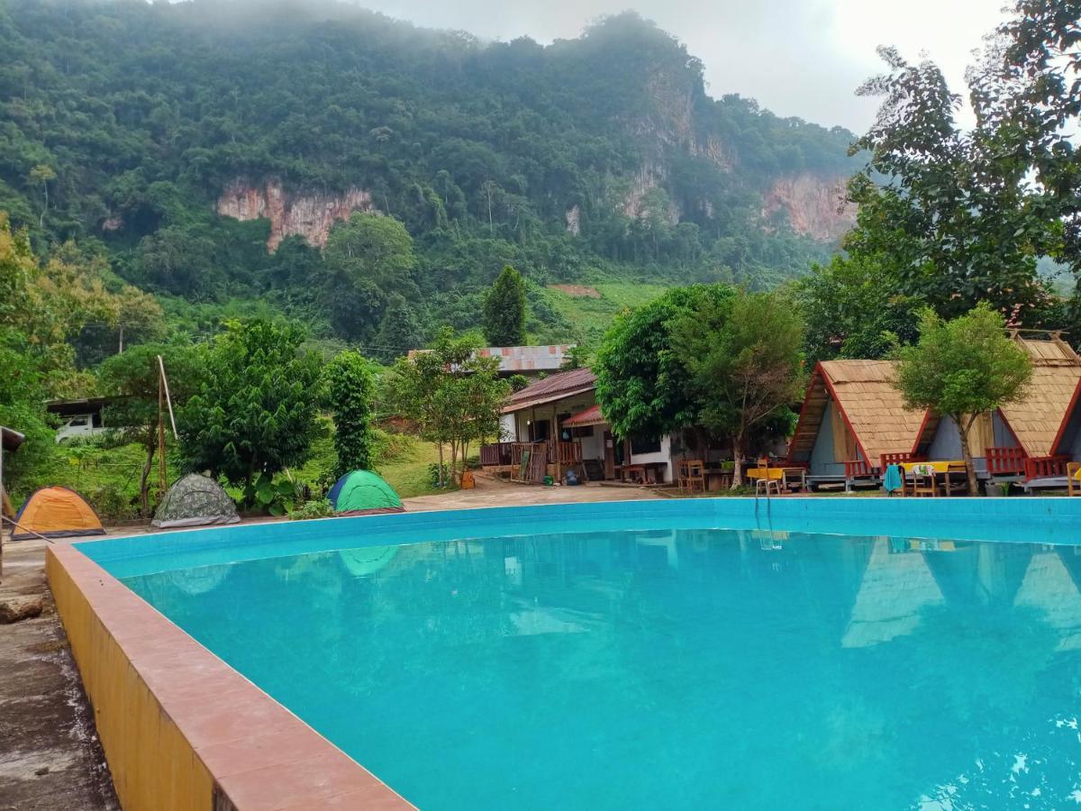 Nongkhiaw Campingsite Swimming Pool Hotel Ban Phathok Exterior photo